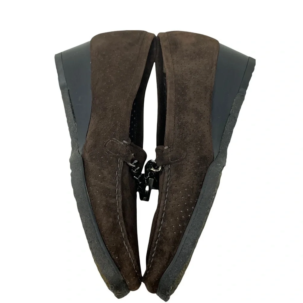 Stuart Weitzman Women’s Dark Brown Suede Chain Accent Slip On Loafers Size 9 N - Picture 6 of 12